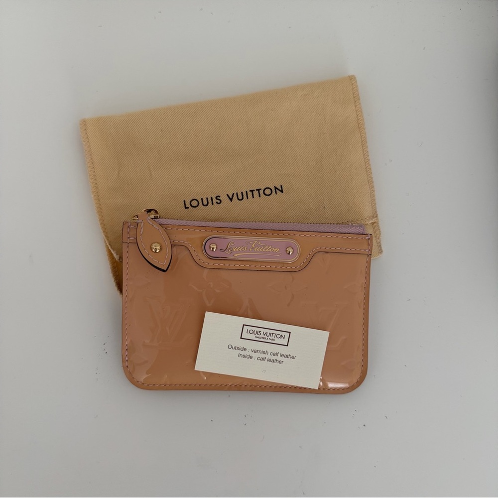 Louis Vuitton Rose Ballerine Patent Vernis Monogram Cles Authentic Good